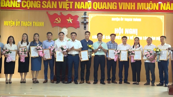 Ban Thường vụ Huyện ủy Thạch Thành;  Công bố quyết định điều động, bổ nhiệm cán bộ